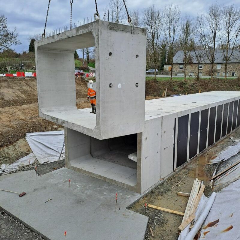 Ouvrage sur la commune de SAINT-GILLES